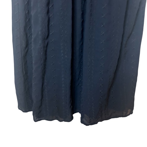 LOFT Navy Eyelet Embroidered Sleeveless Dress Size 12 - Picture 9 of 13